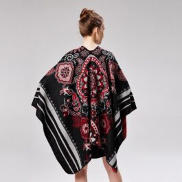 Women’s Poncho Flowers