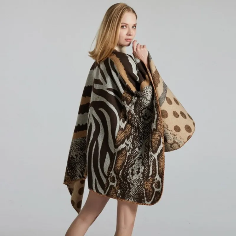 Women's Savane Poncho Jacket